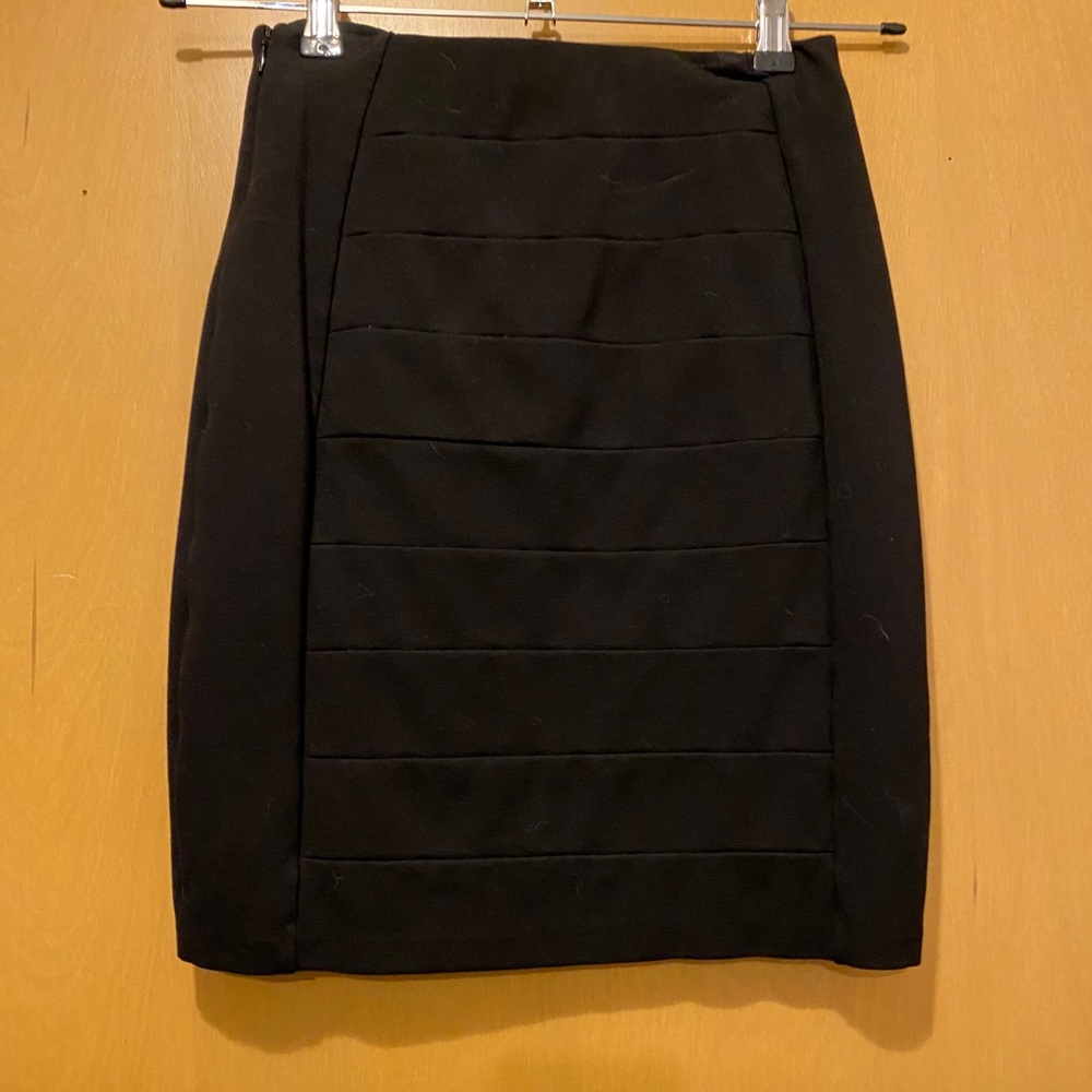 White House black market mini body con skirt